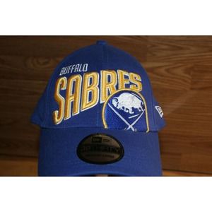 NWT BUFFALO SABRES NHL Hockey BLUE Fitted Cap Hat Medium-Large NEW ERA 39Thirty